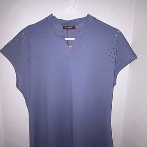 Women's Lavender Short Sleeve Top